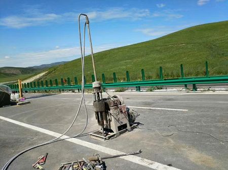 光泽公路地基基础注浆加固